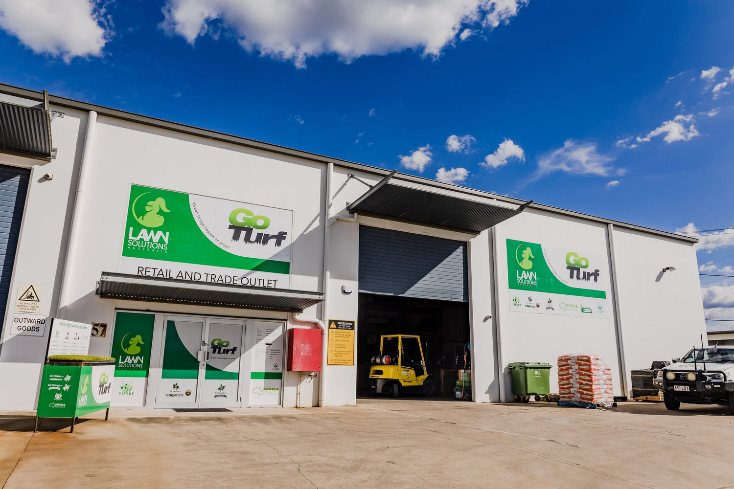 Where to Buy Lawn Products in Brisbane: Your Complete Guide