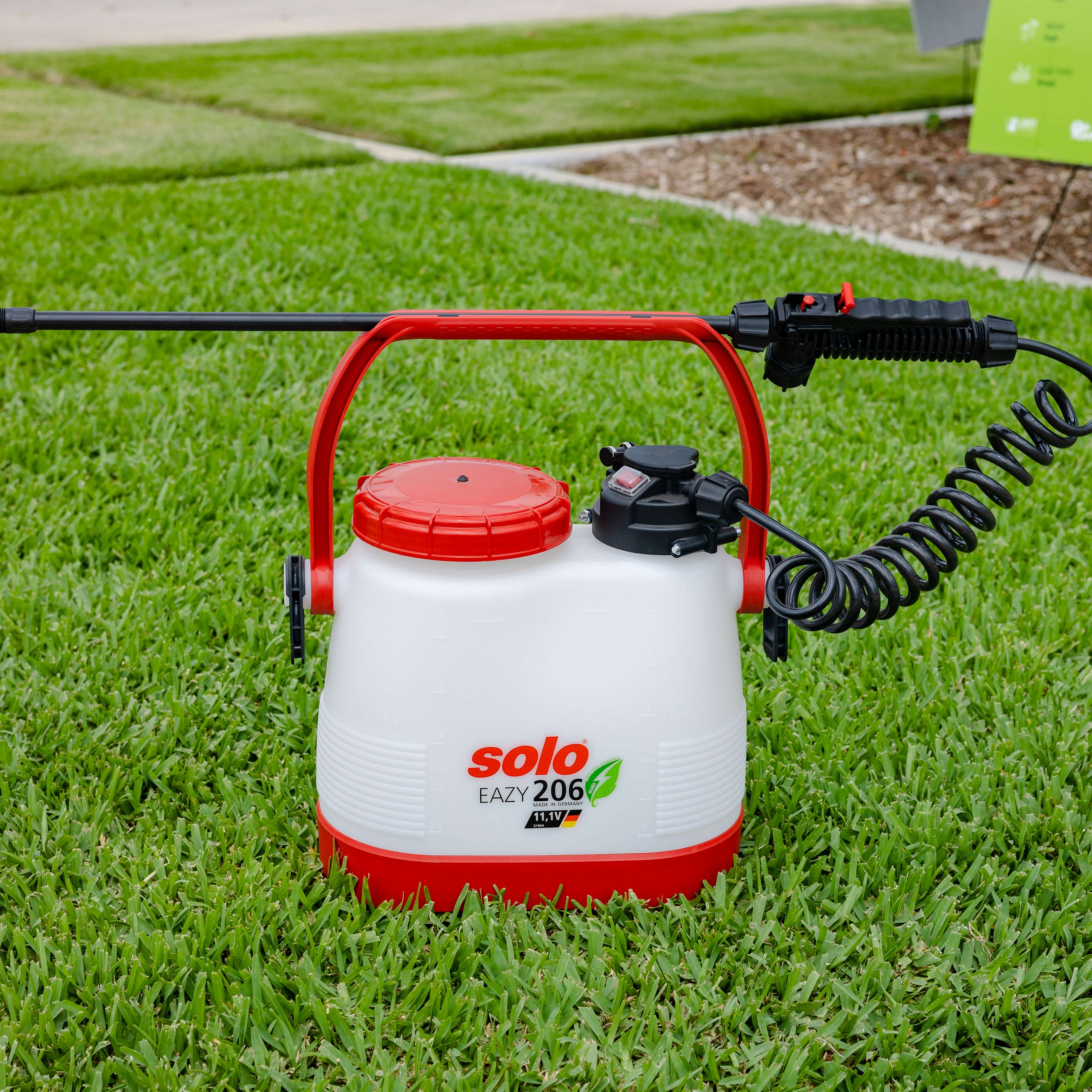 Solo 6L Battery Operated Sprayer