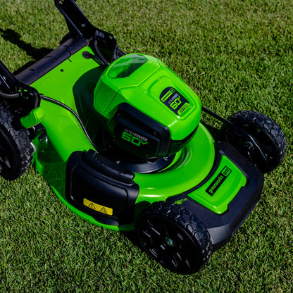 Greenworks 60V Self-Propelled Lawn Mower 46cm