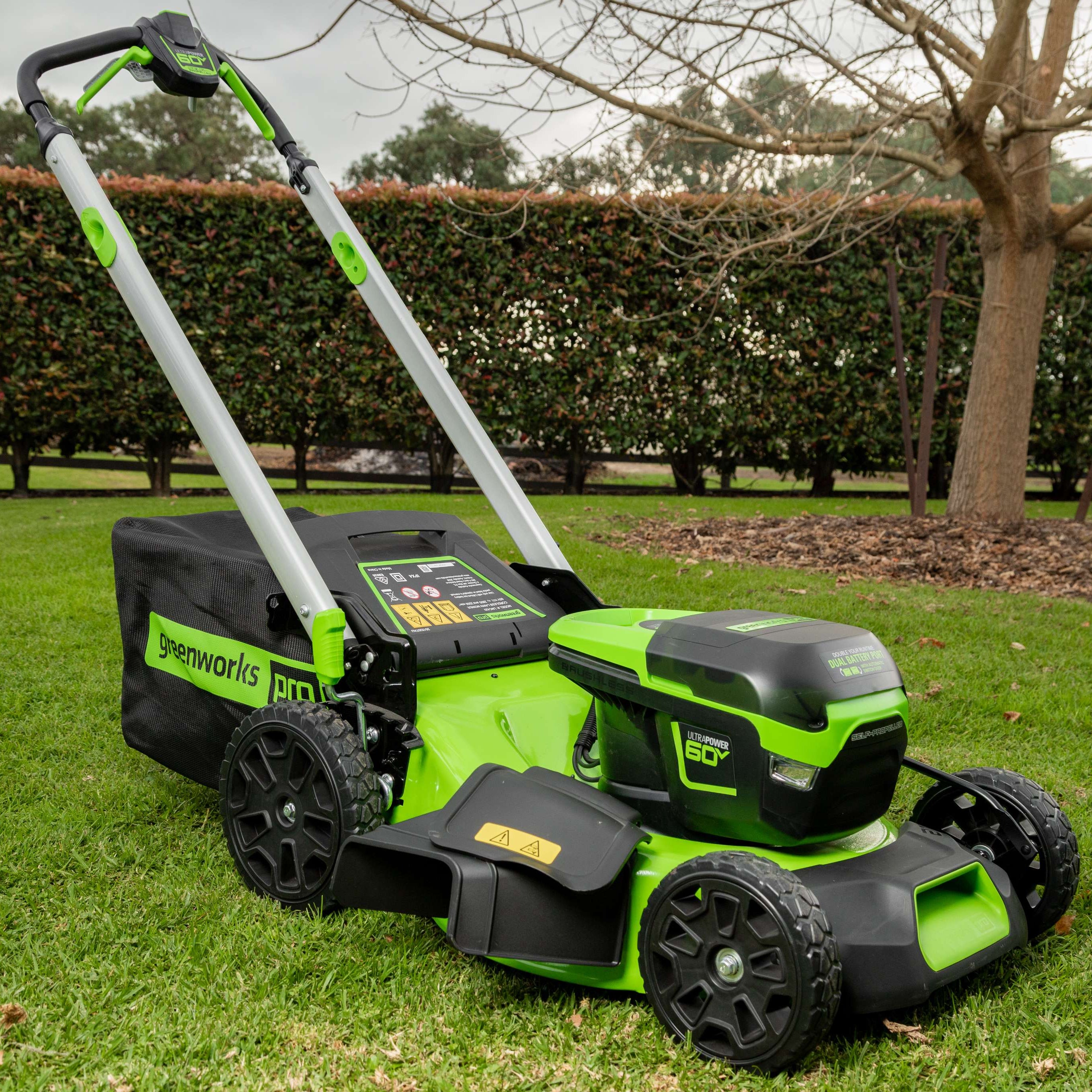 Greenworks 60V Self-Propelled Lawn Mower 51cm